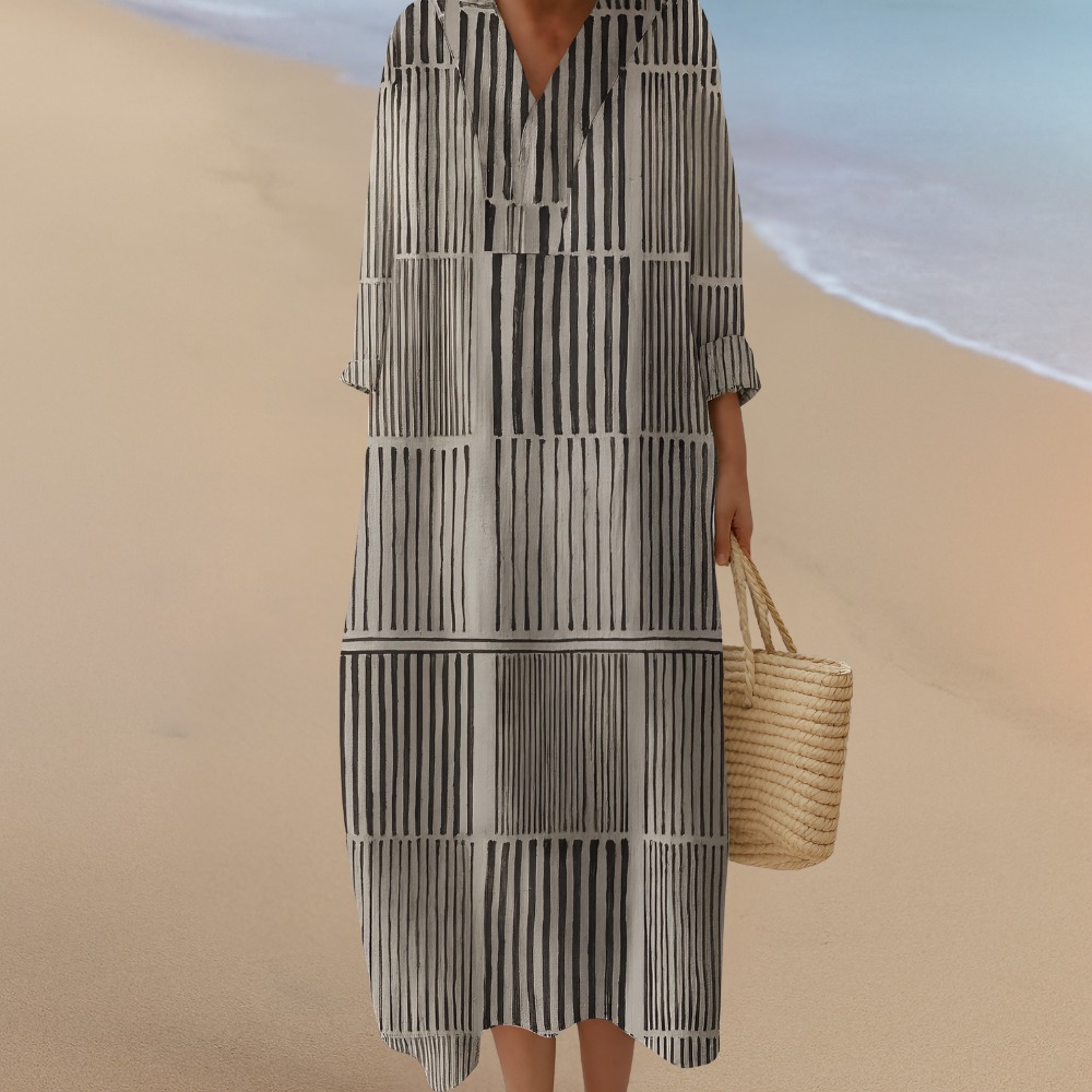 Maxikleid mit Geometrischen Streifen – Moderner Minimalismus mit Mühelosem Schwung