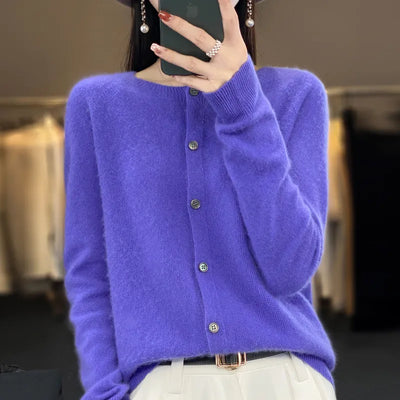 Klassischer Knopf-Cardigan – Zeitlose Eleganz mit alltäglicher Leichtigkeit