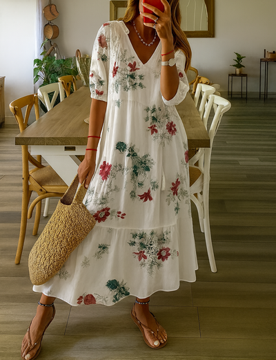 Geblümtes Stufen-Midikleid – Luftige Eleganz für Mühelose Tage