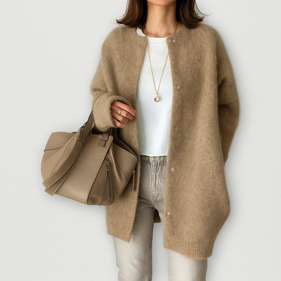 Minimalistischer Cardigan – Müheloser Chic für jeden Tag