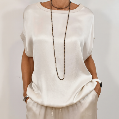 Eleganter Satin-Overall – Raffinierter Stil mit Müheloser Anmut