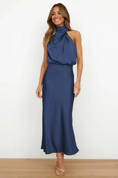 Halterneck-Midikleid – Zeitlose Eleganz, mühelos umgesetzt