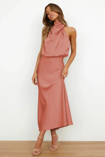 Halterneck-Midikleid – Zeitlose Eleganz, mühelos umgesetzt